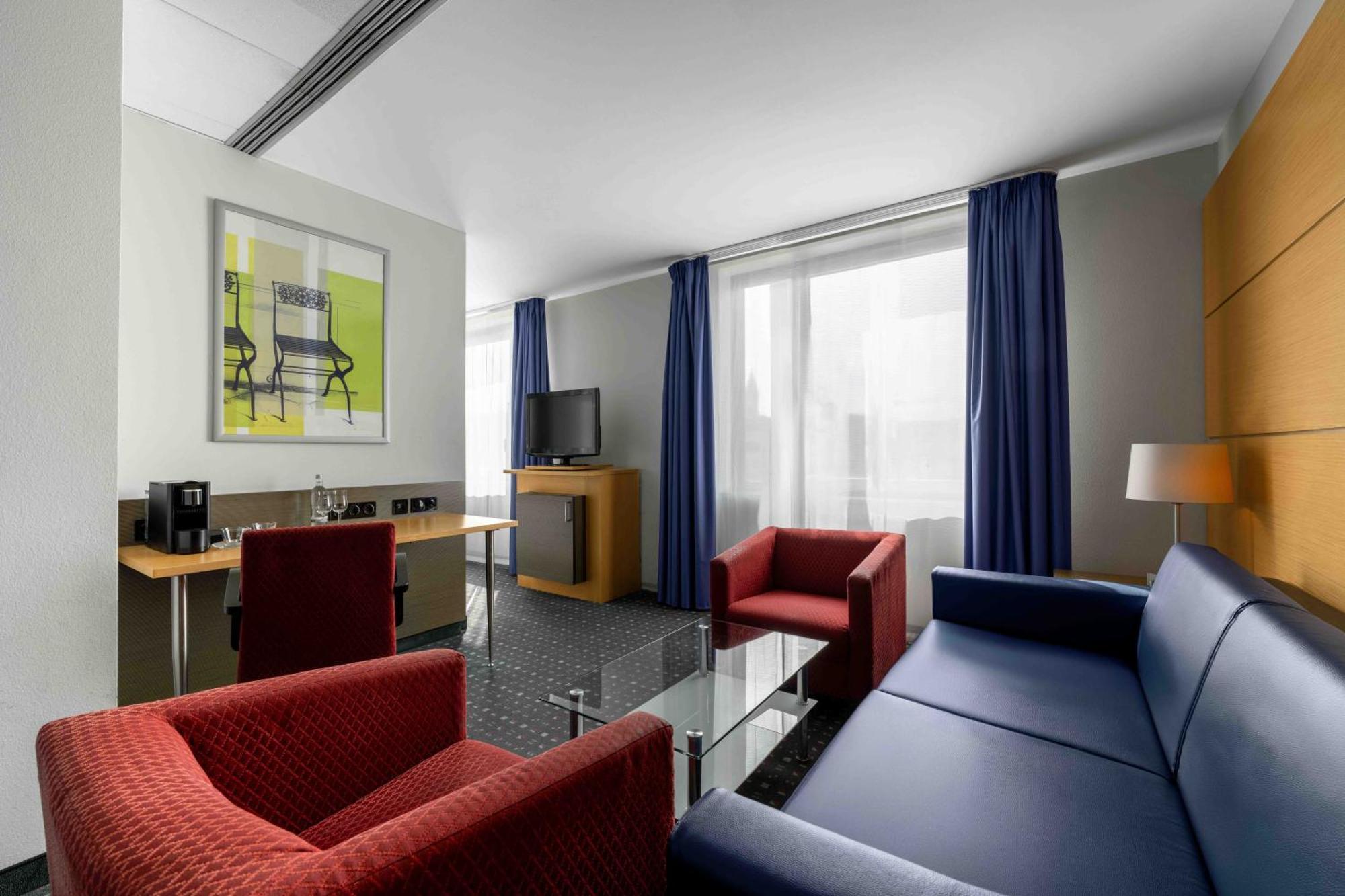 Welcome Hotel 4*